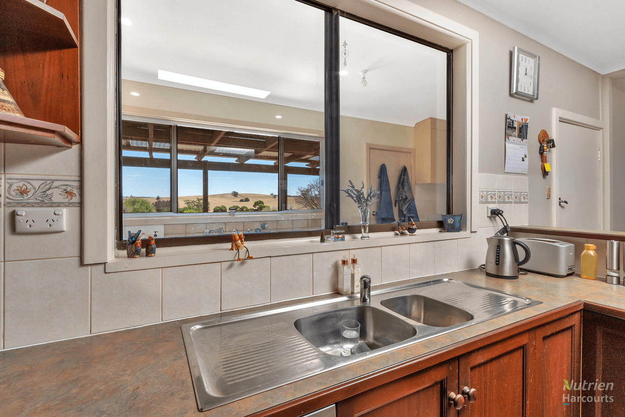 86 Lookout Road, RIVERTON, SA 5412