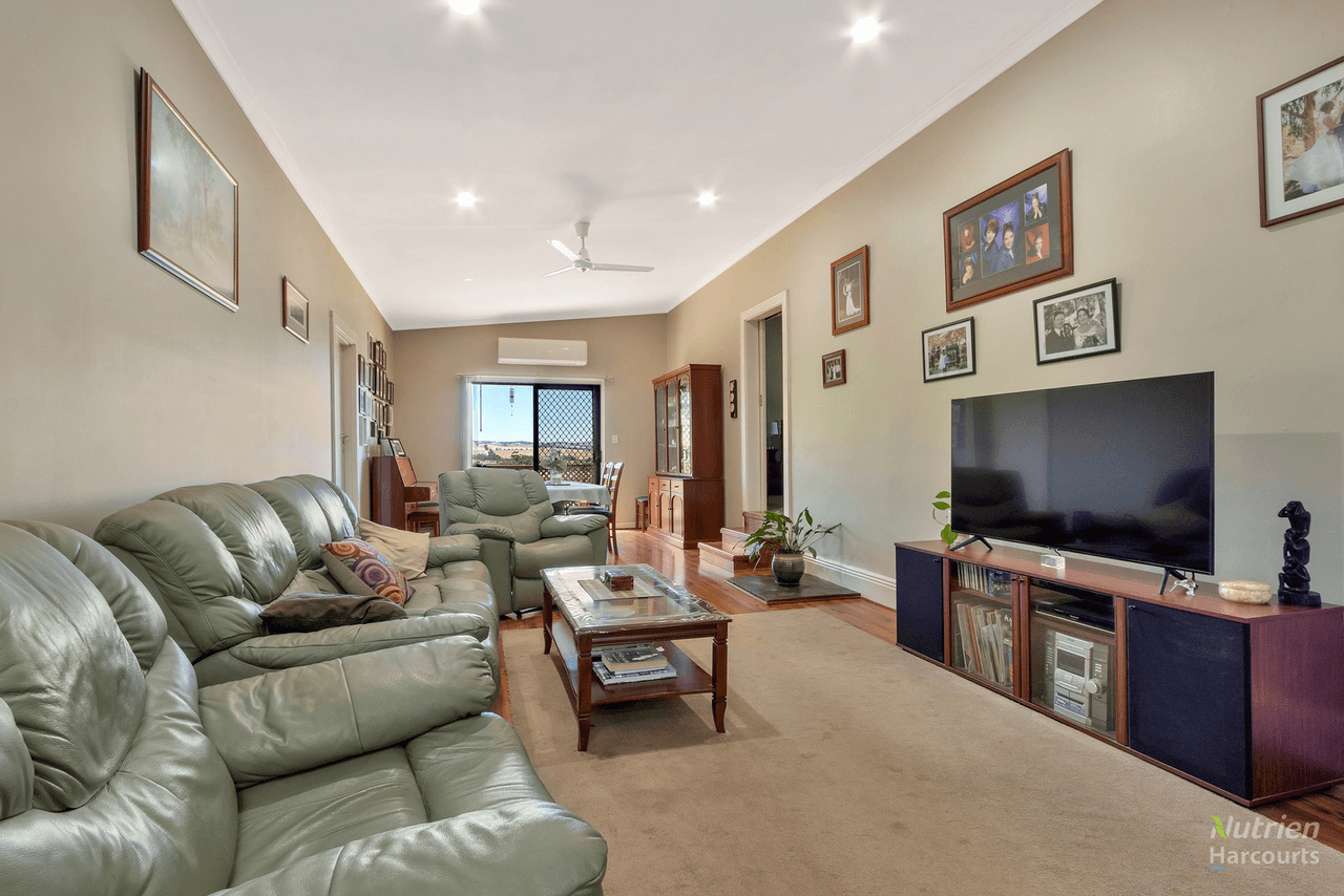 86 Lookout Road, RIVERTON, SA 5412