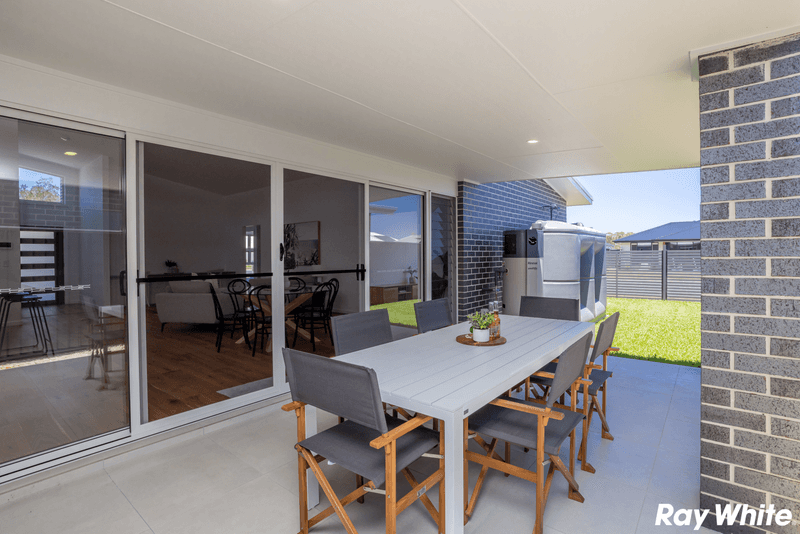 70 Kentia Drive, FORSTER, NSW 2428