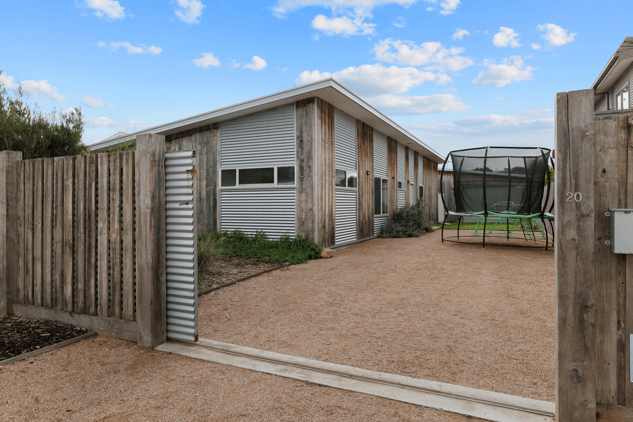 20 Lantana Road, CAPE WOOLAMAI, VIC 3925