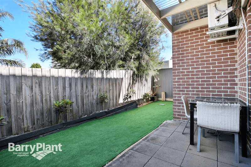 2/9 Goldlang Street, Dandenong, VIC 3175