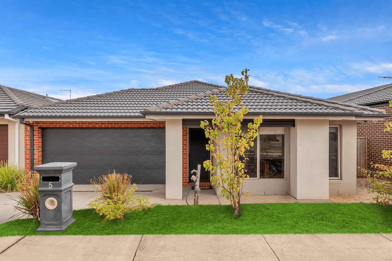 5 Versteegen Street, FRASER RISE, VIC 3336