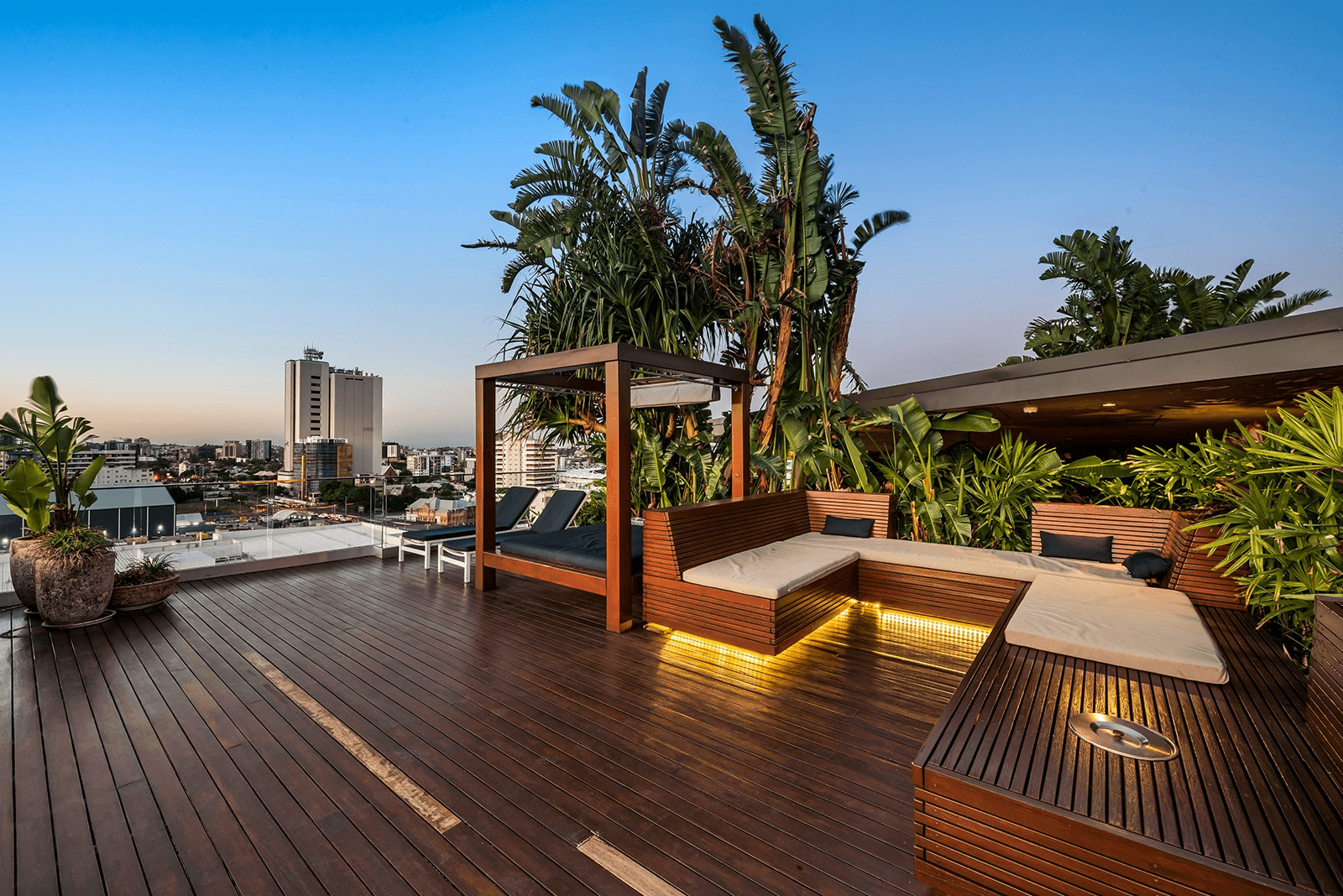 306/18 Hubert Street, Woolloongabba, Queensland 4102