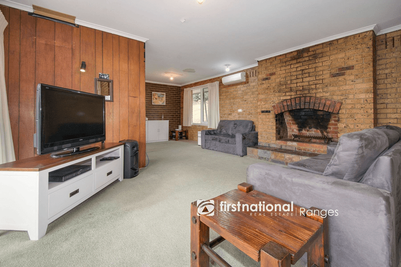 1 Cedar Grove, SELBY, VIC 3159