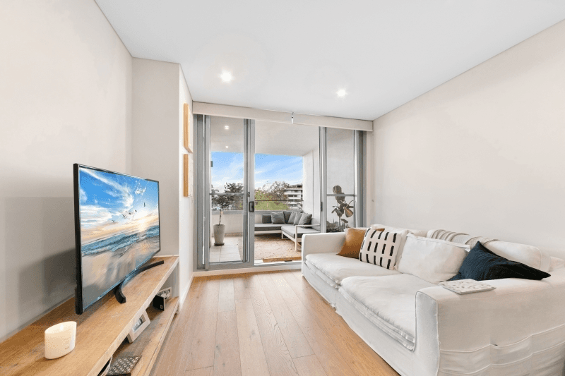 202/72 Donnison Street, West Gosford, NSW 2250