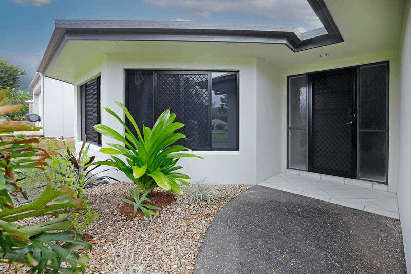 11 Byron Terrace, REDLYNCH, QLD 4870