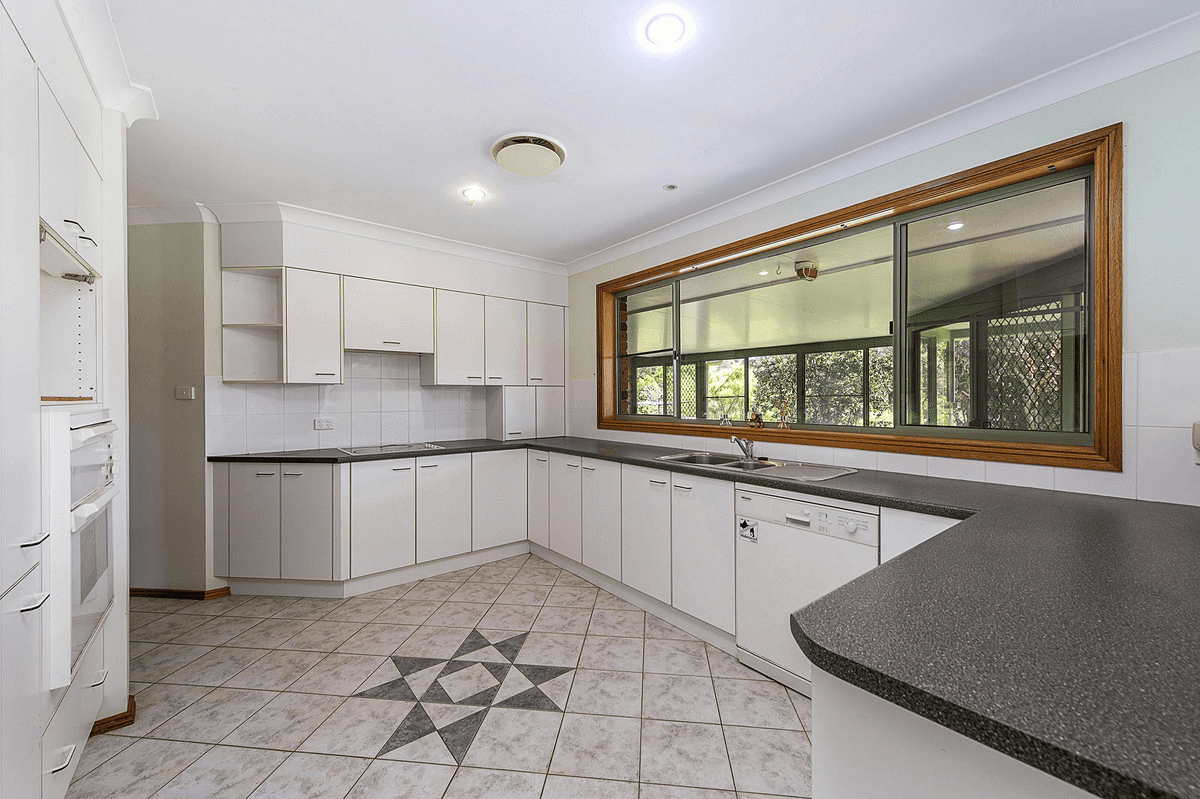 30 Coreen Place, BONNY HILLS, NSW 2445