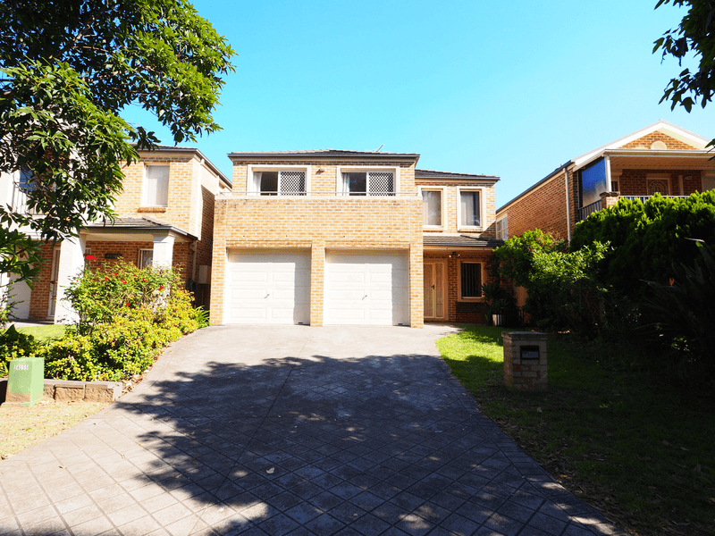 10 Laurina Avenue, Fairfield East, NSW 2165