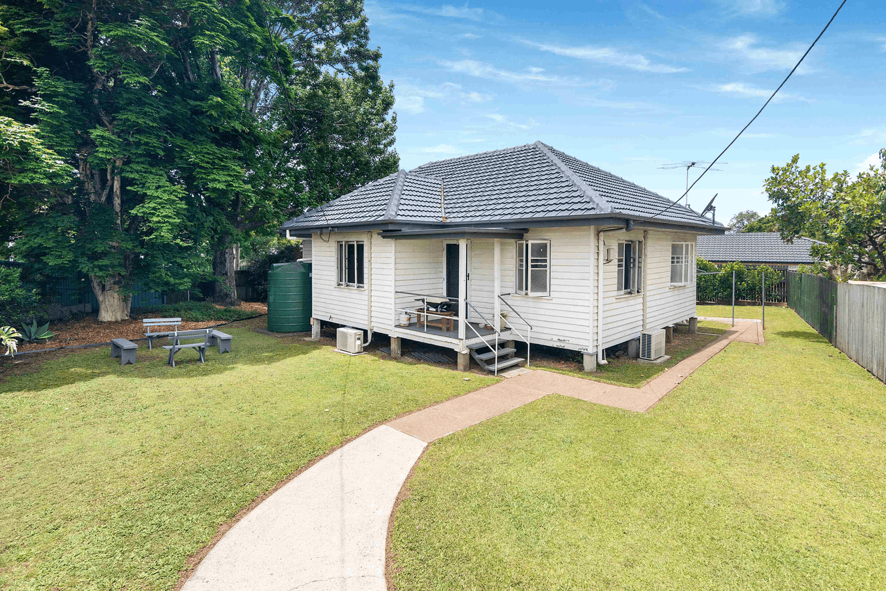 1 Cranston Street, WYNNUM WEST, QLD 4178