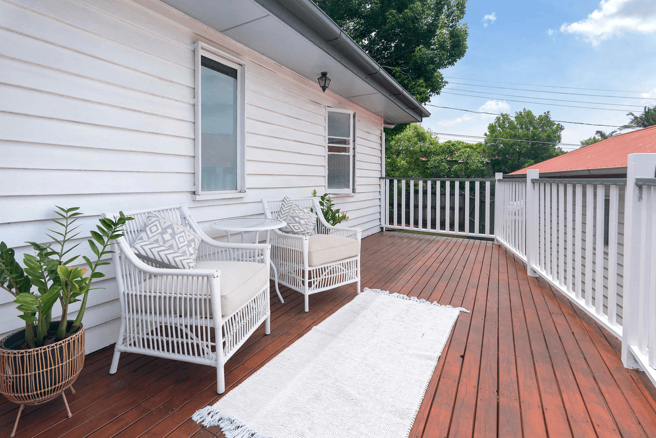 1 Cranston Street, WYNNUM WEST, QLD 4178