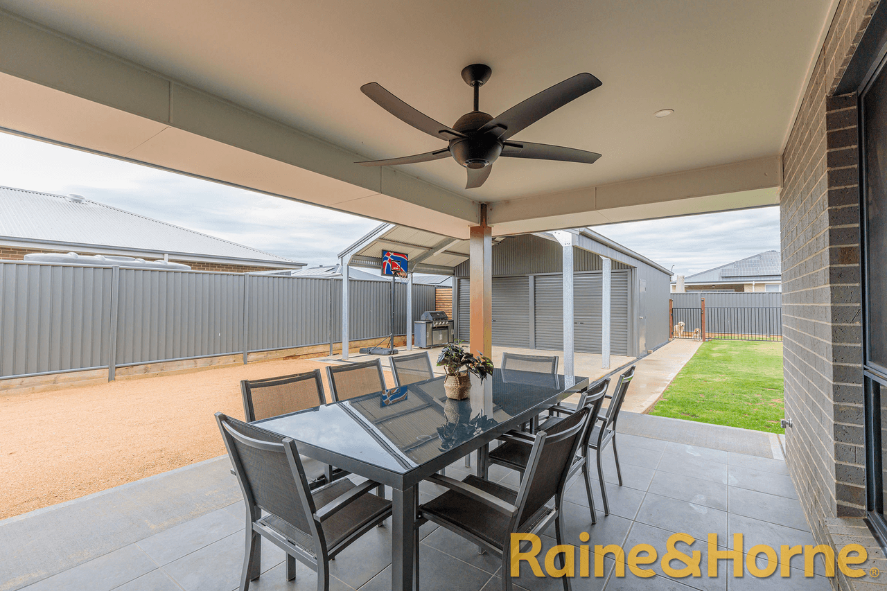 6 Waterway Crescent, DUBBO, NSW 2830