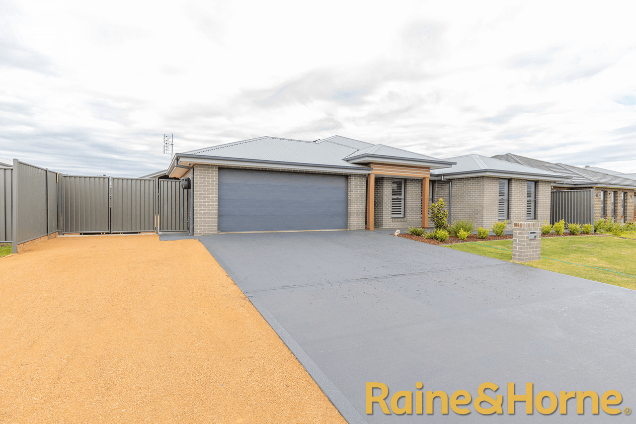 6 Waterway Crescent, DUBBO, NSW 2830