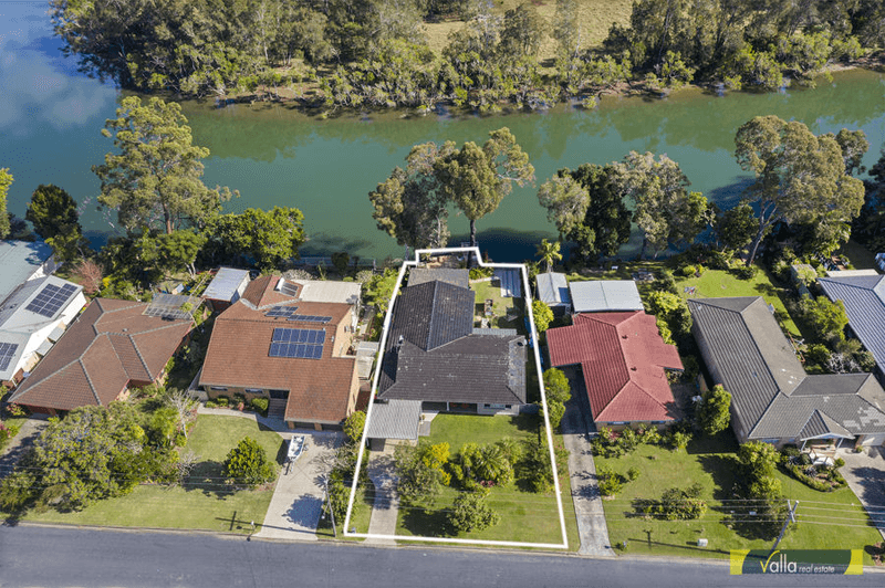 43 Newry Island Drive, URUNGA, NSW 2455