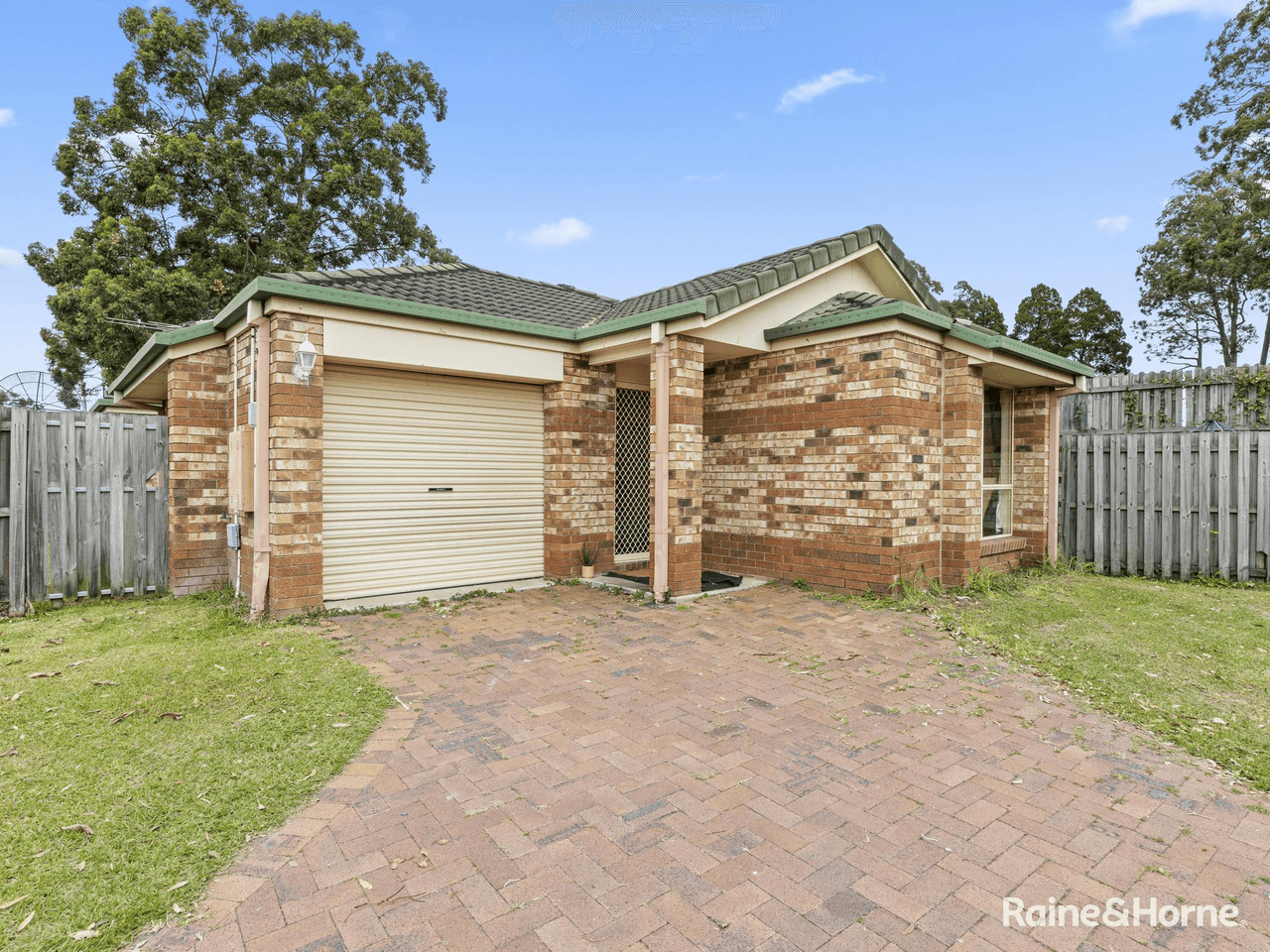 13 Tim's Close, SUNNYBANK HILLS, QLD 4109