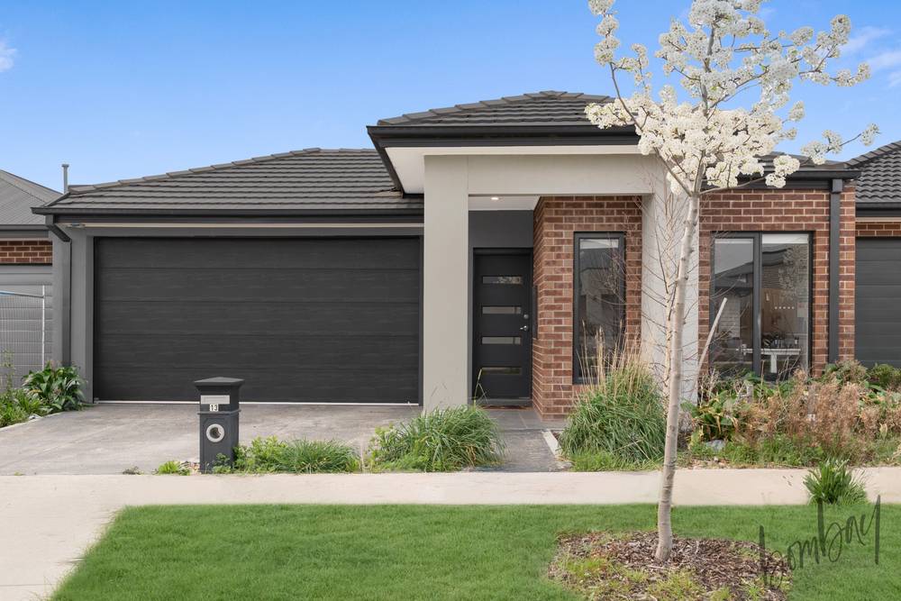 13 Boilersmith Street, DONNYBROOK, VIC 3064