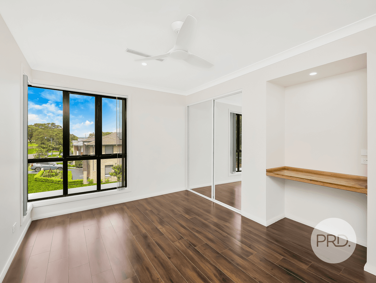 2 Dromedary Place, MACQUARIE LINKS, NSW 2565