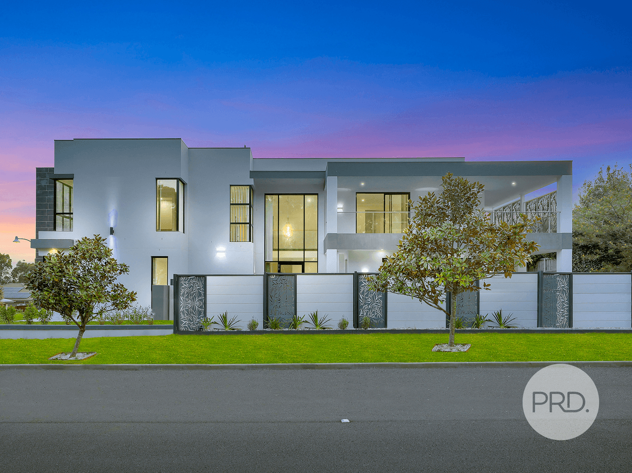 2 Dromedary Place, MACQUARIE LINKS, NSW 2565