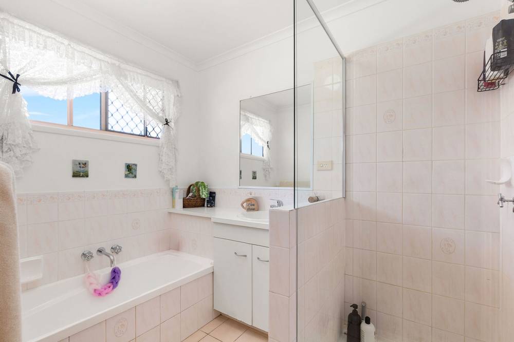 6 Shearwater Court, DECEPTION BAY, QLD 4508