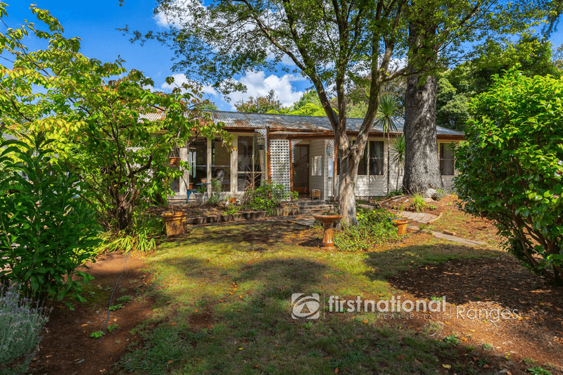 28 Old Gembrook Road, EMERALD, VIC 3782