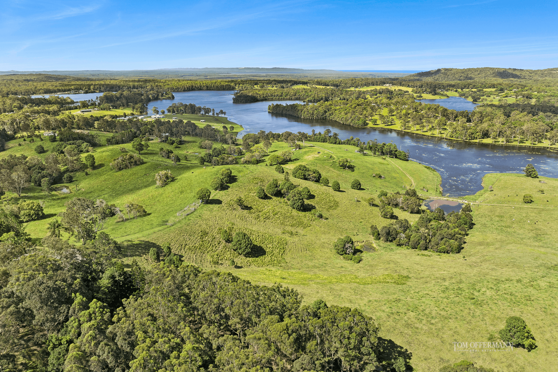 118 Hoy Road, Lake Macdonald, QLD 4563