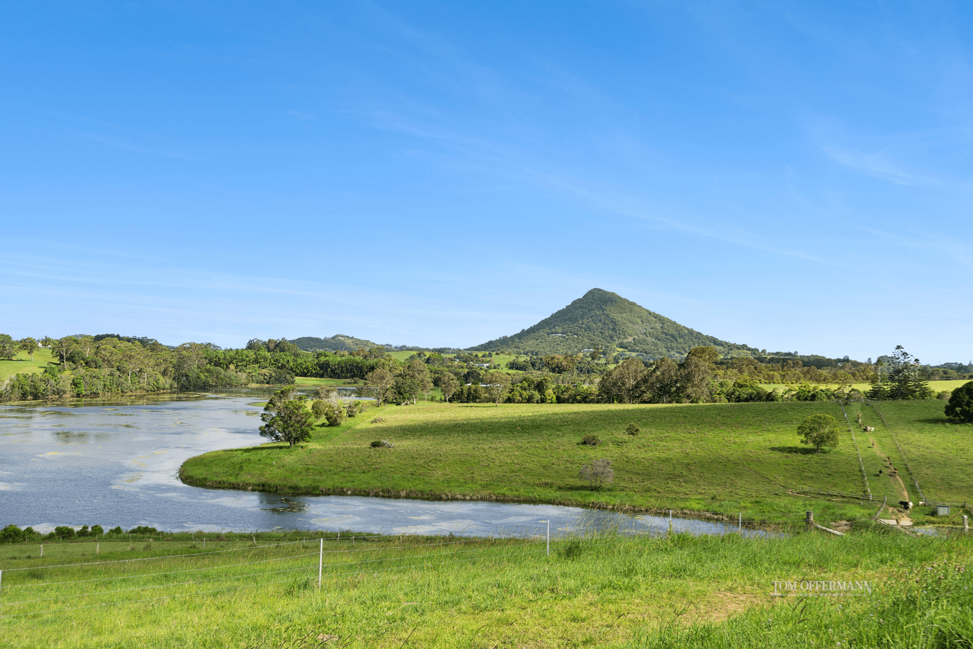 118 Hoy Road, Lake Macdonald, QLD 4563