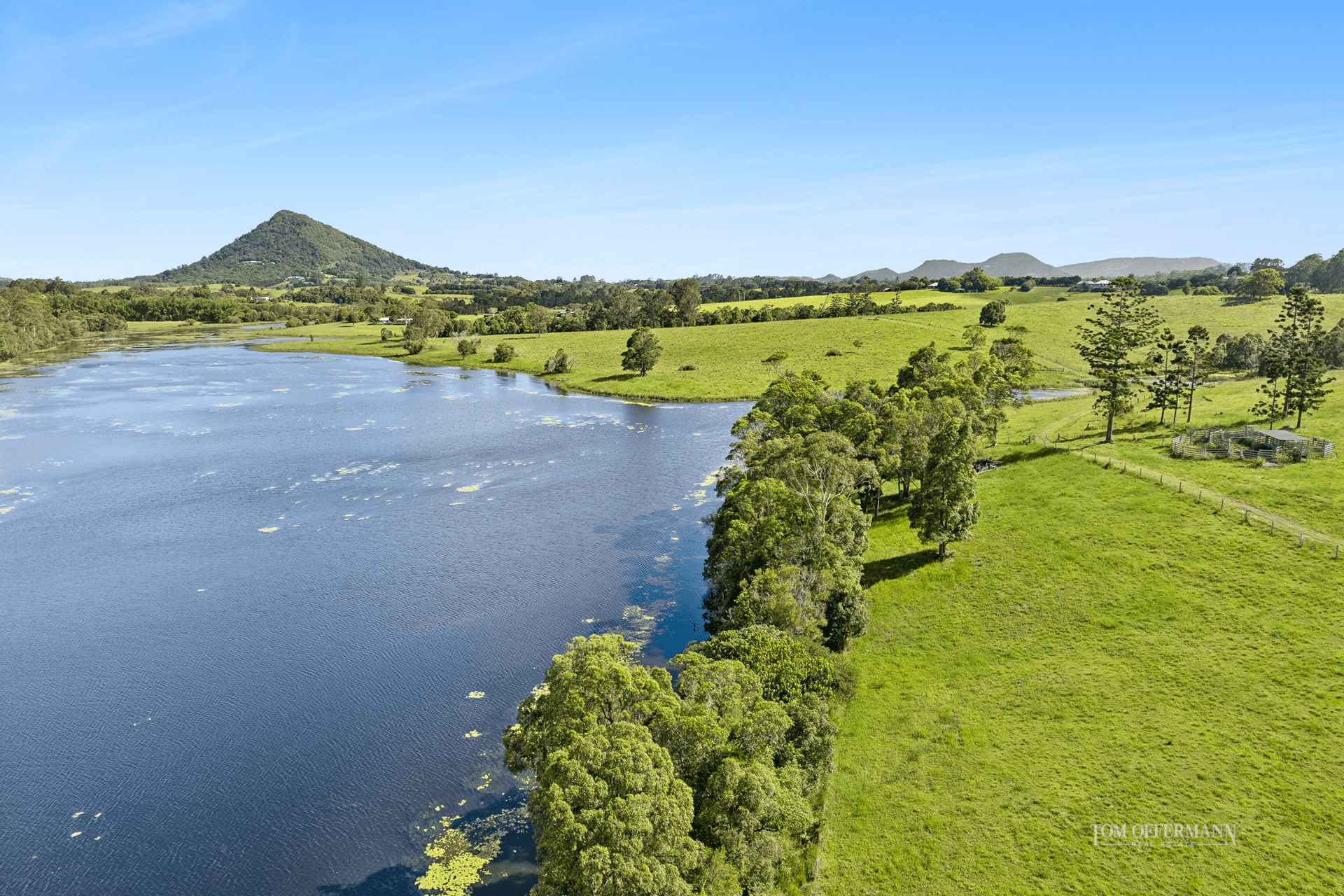 118 Hoy Road, Lake Macdonald, QLD 4563