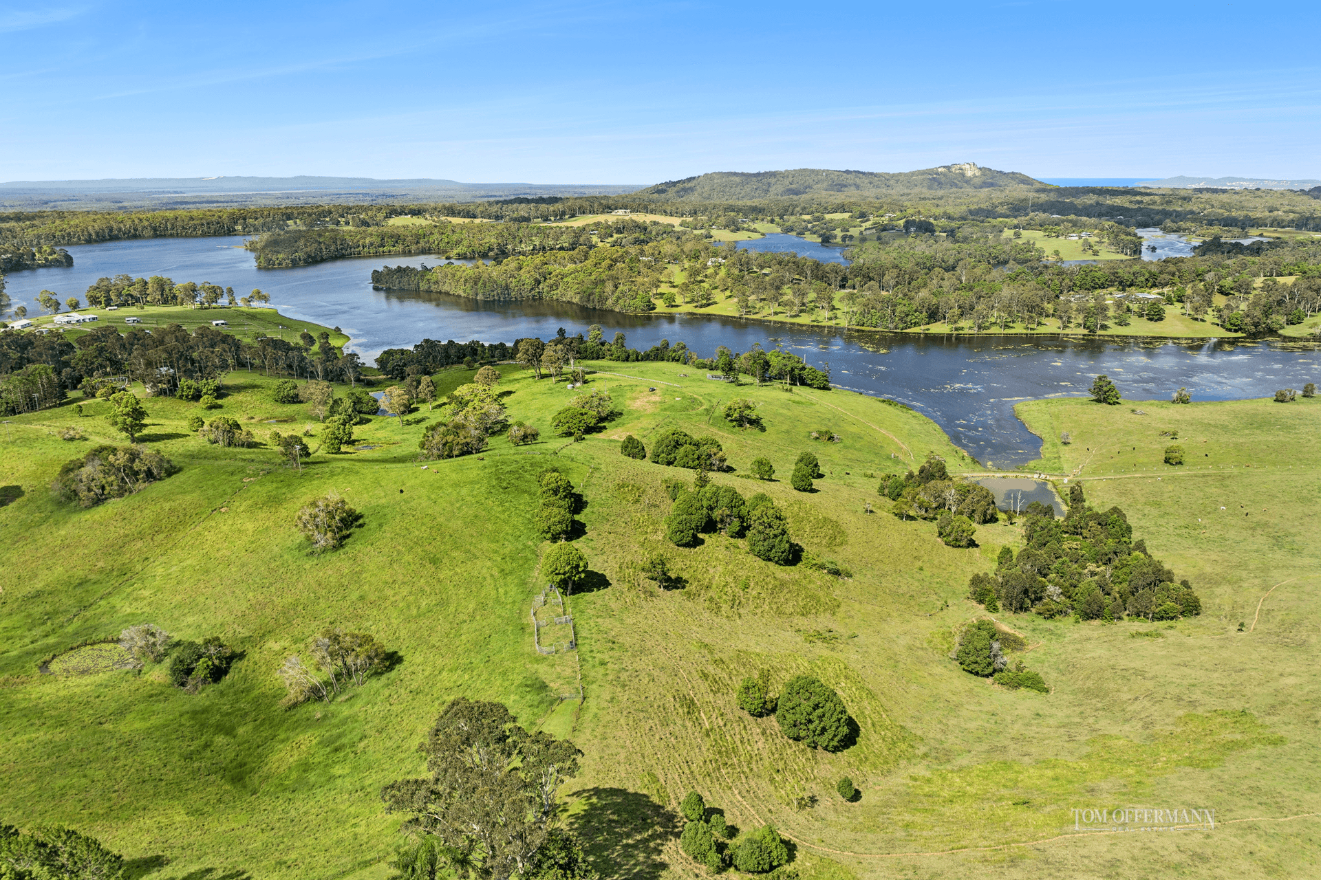 118 Hoy Road, Lake Macdonald, QLD 4563