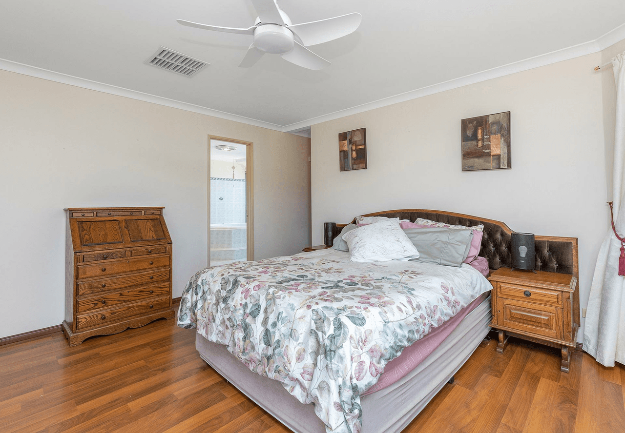 2 Longwood Mews, LANDSDALE, WA 6065