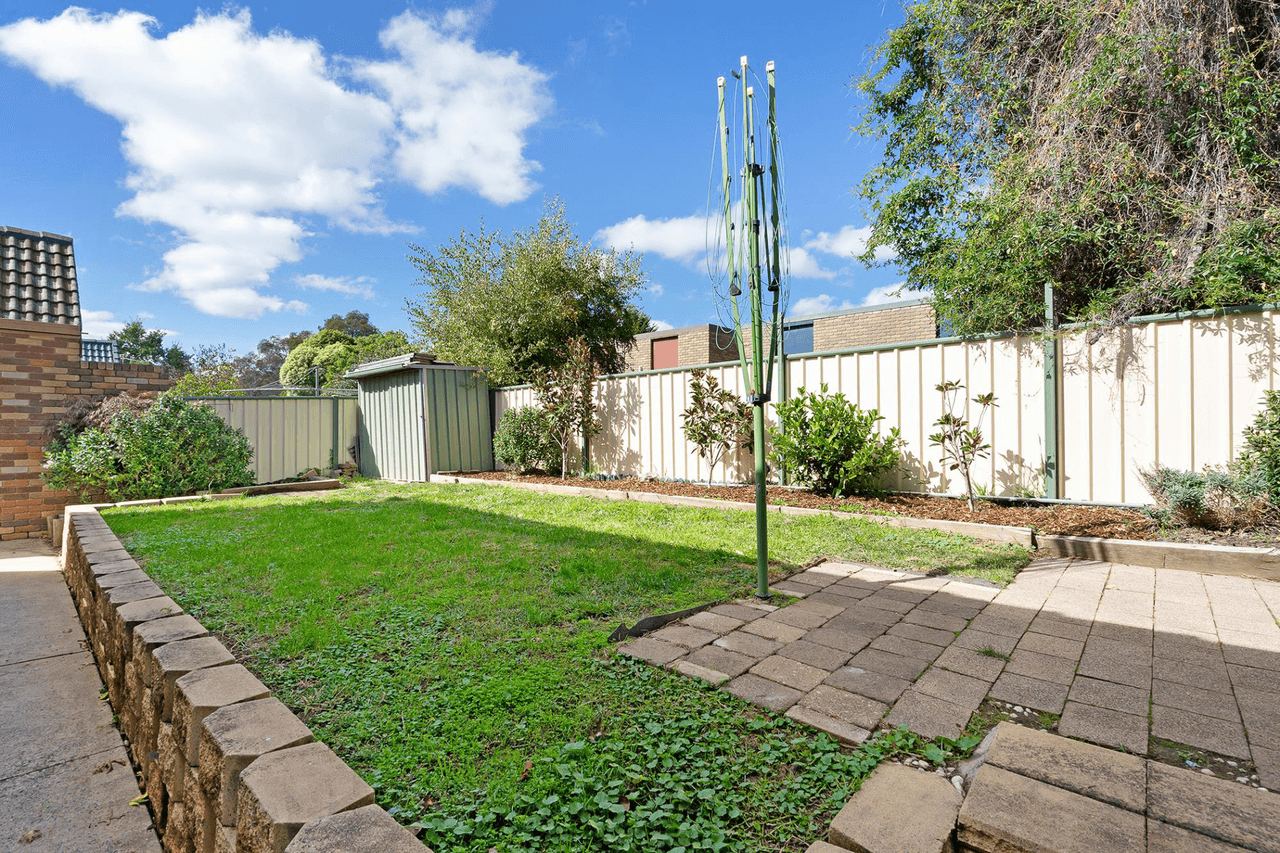 7 Macfarlan Place, LATHAM, ACT 2615