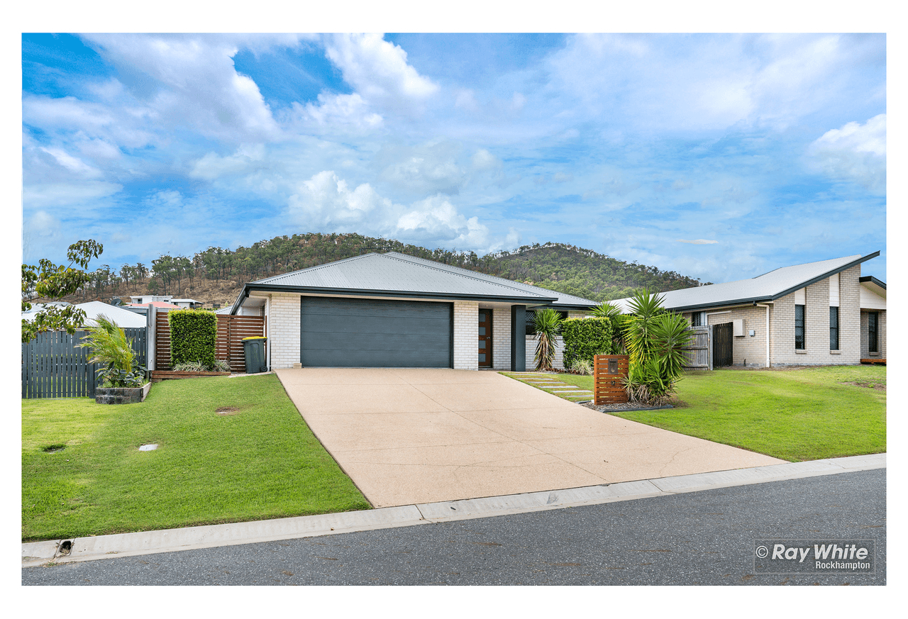 12 Maple Street, NORMAN GARDENS, QLD 4701