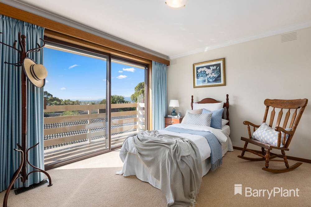 3 Craig Hill Drive, Wheelers Hill, VIC 3150