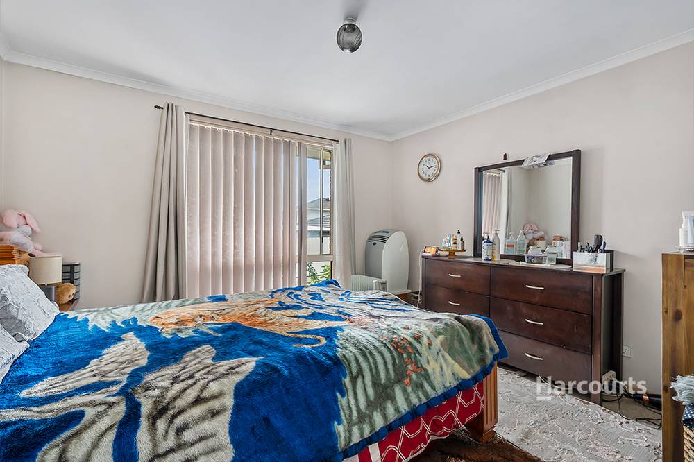 1 Charles Avenue, HALLAM, VIC 3803