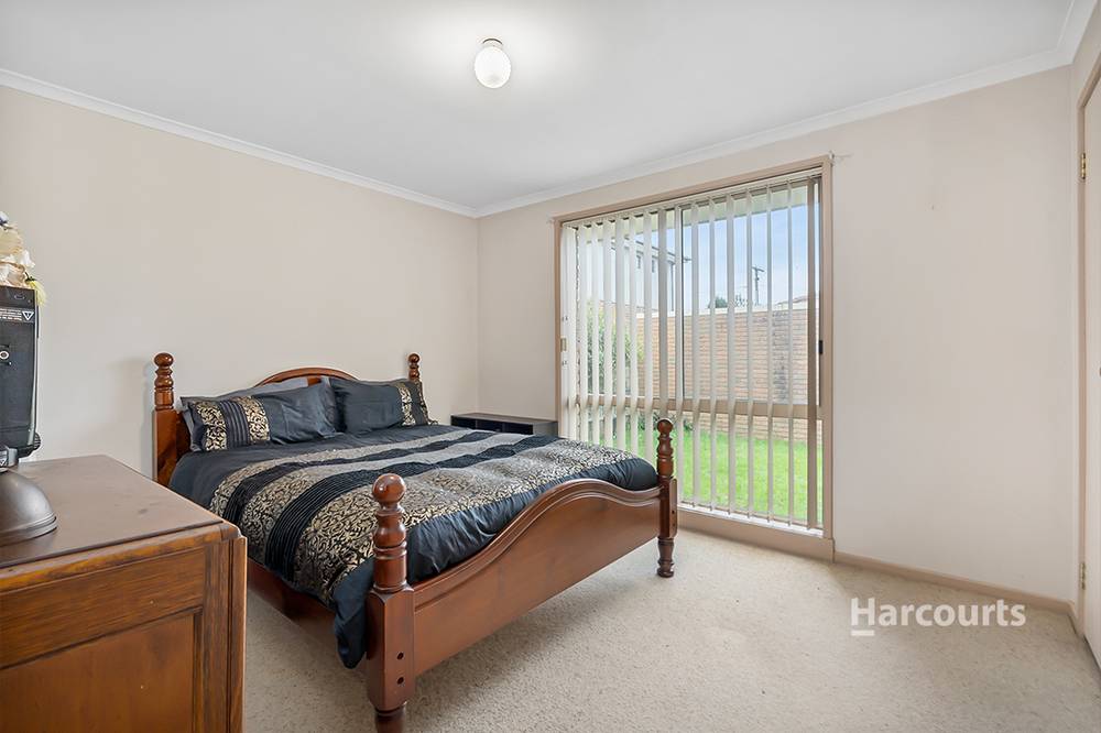 1 Charles Avenue, HALLAM, VIC 3803