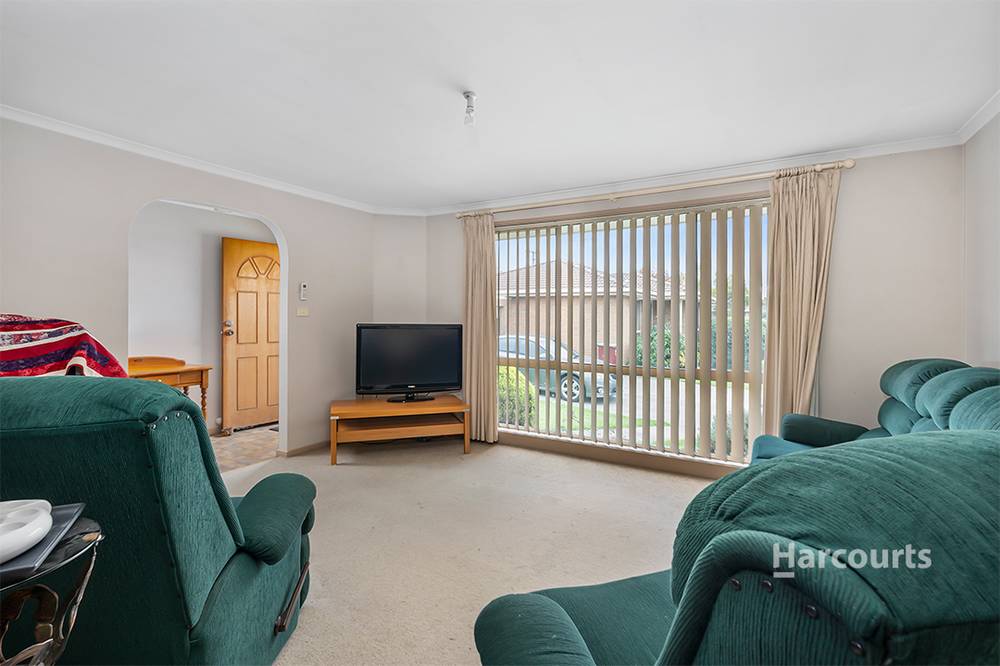 1 Charles Avenue, HALLAM, VIC 3803