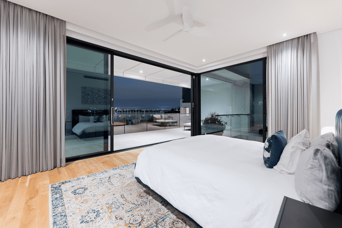 4 Duncraig Road, Applecross, WA 6153