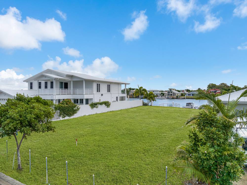 103 Seaside Drive, BANKSIA BEACH, QLD 4507