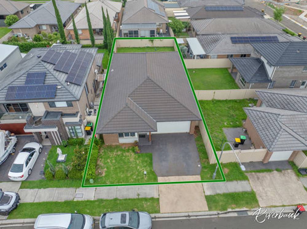 3 Hitchens Street, MIDDLETON GRANGE, NSW 2171