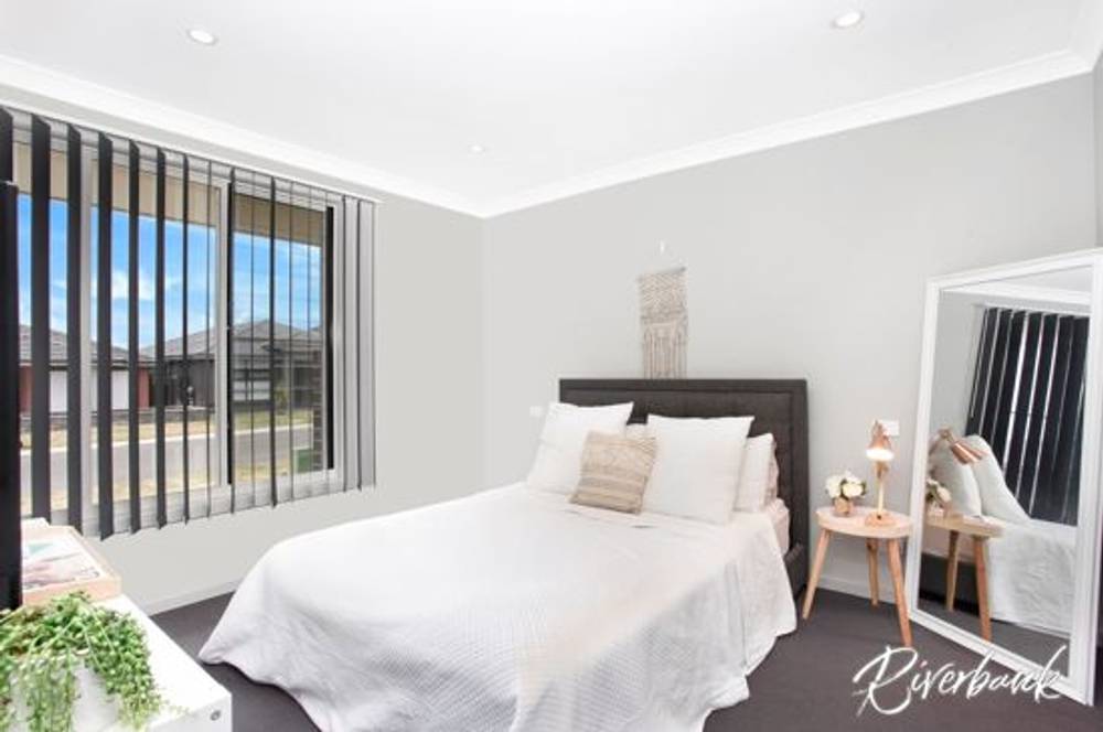 3 Hitchens Street, MIDDLETON GRANGE, NSW 2171