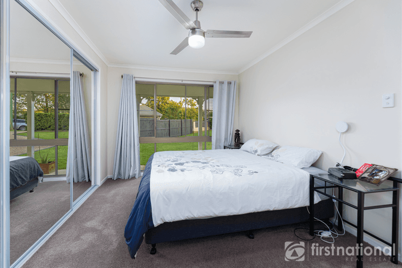 2 Harry Place, BEERWAH, QLD 4519