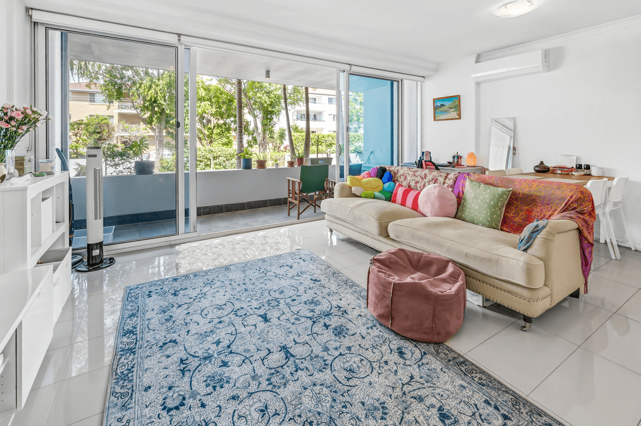 104/33-37 Madang Crescent, RUNAWAY BAY, QLD 4216