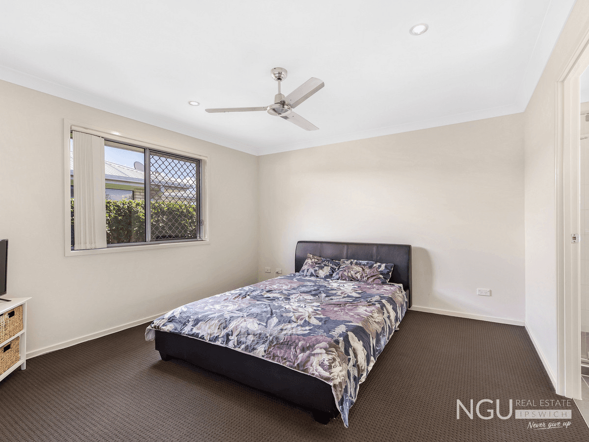 34 Pendragon Street, Raceview, QLD 4305