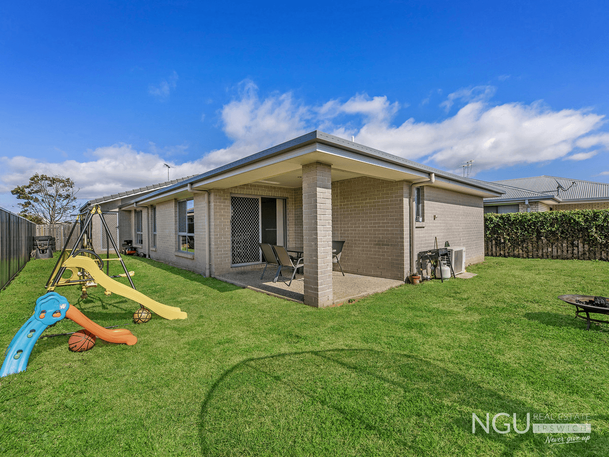 34 Pendragon Street, Raceview, QLD 4305