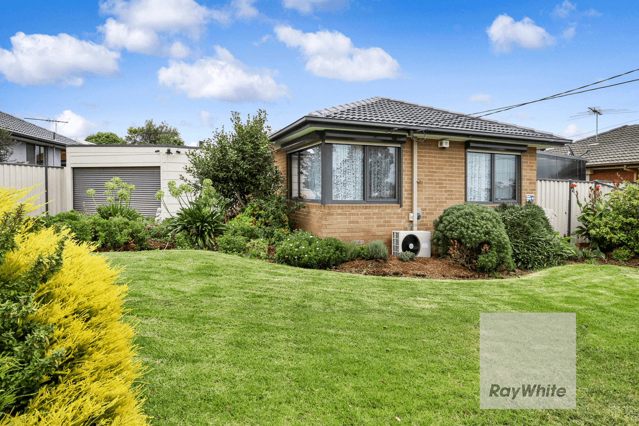 4 Duggan Place, GLADSTONE PARK, VIC 3043