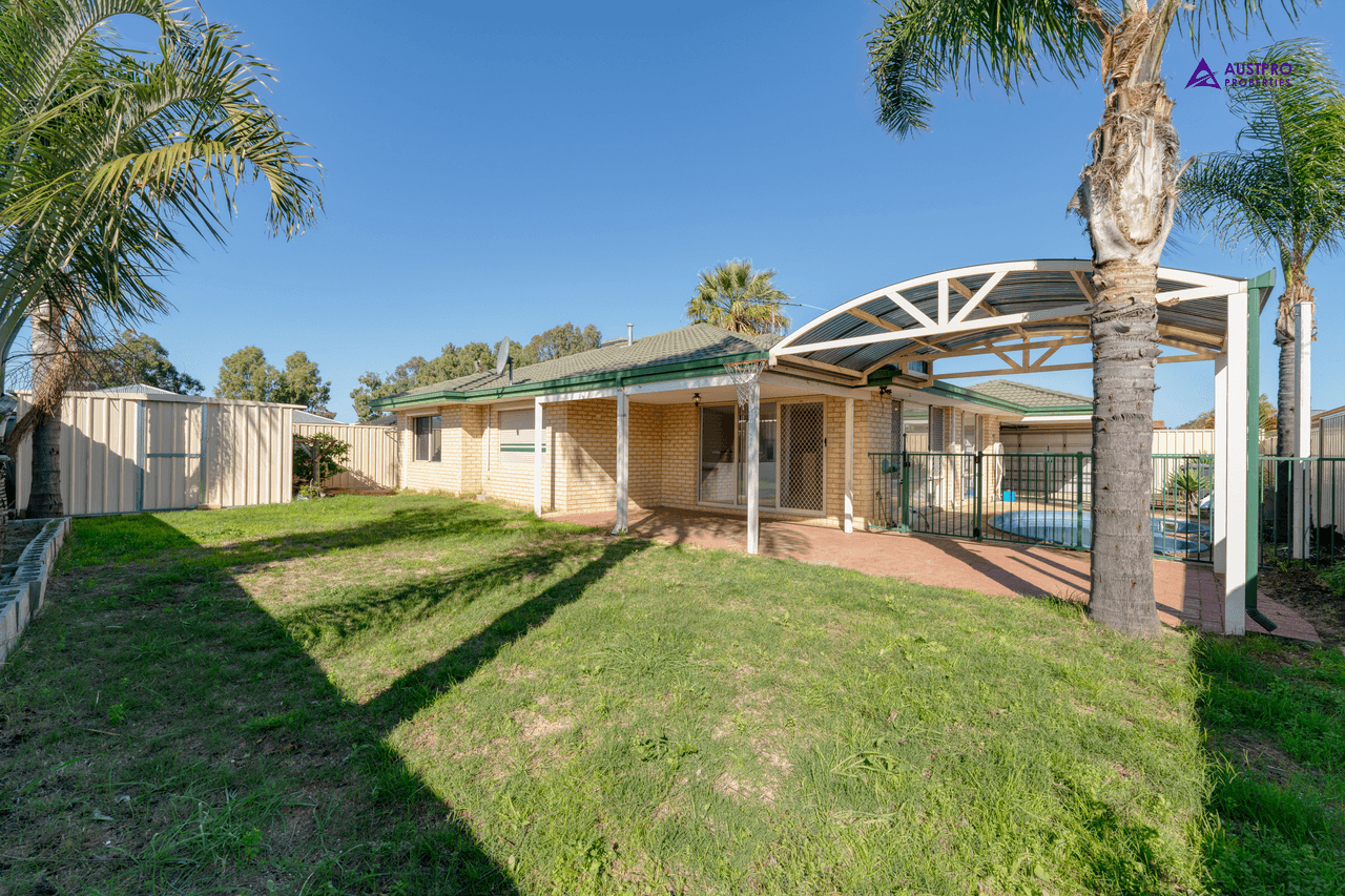 14 Kemi Cl, Kenwick, WA 6107