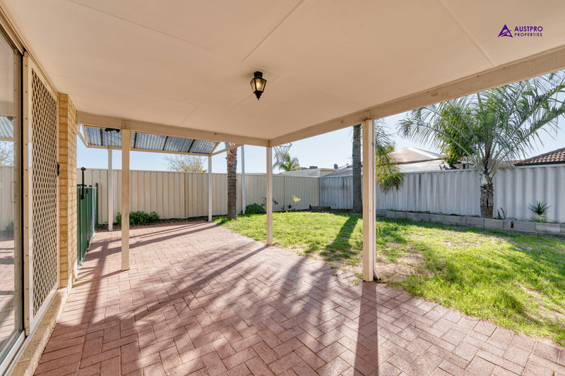 14 Kemi Cl, Kenwick, WA 6107