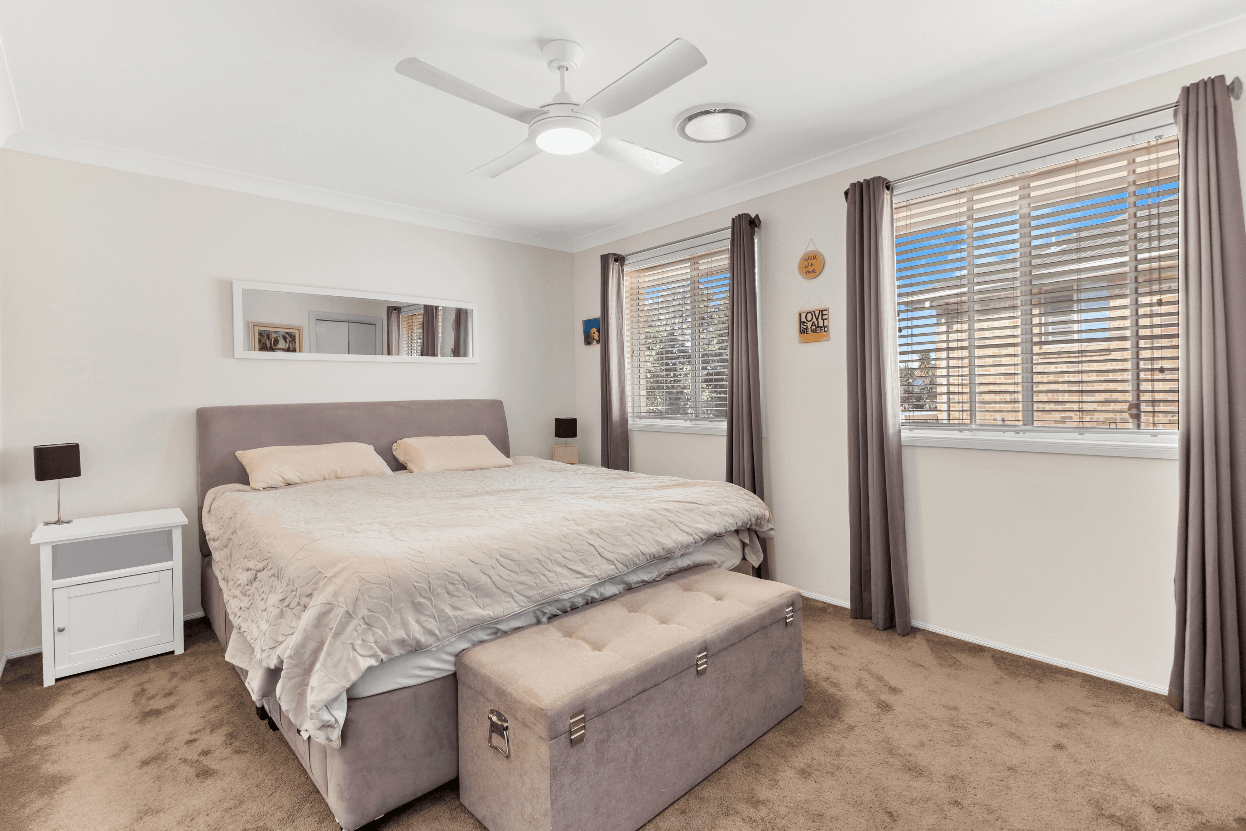 12 Waringa Crescent, GLENMORE PARK, NSW 2745