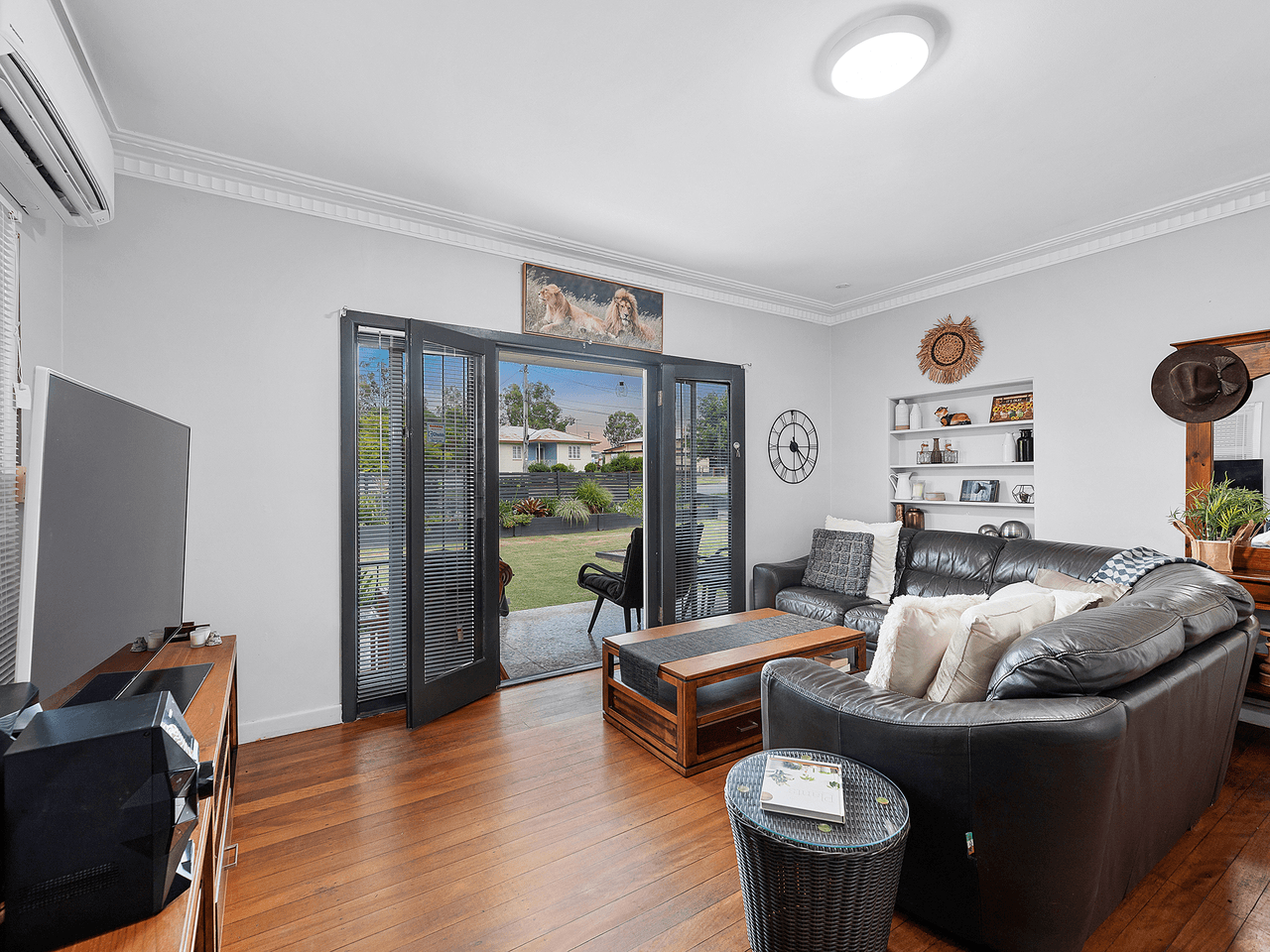 25 Sydney Street, BRASSALL, QLD 4305