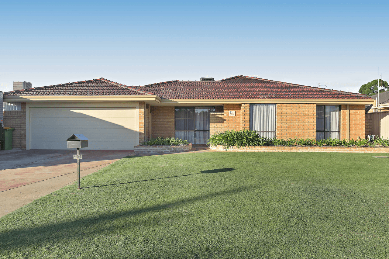 40 Pioneer Drive, THORNLIE, WA 6108