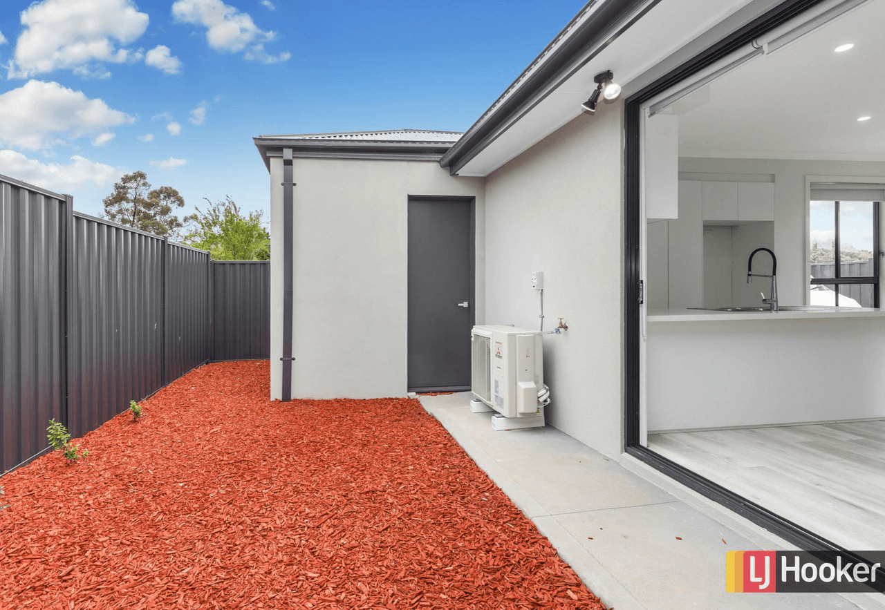 Unit 1/116 Bentinck Street, WALLAN, VIC 3756