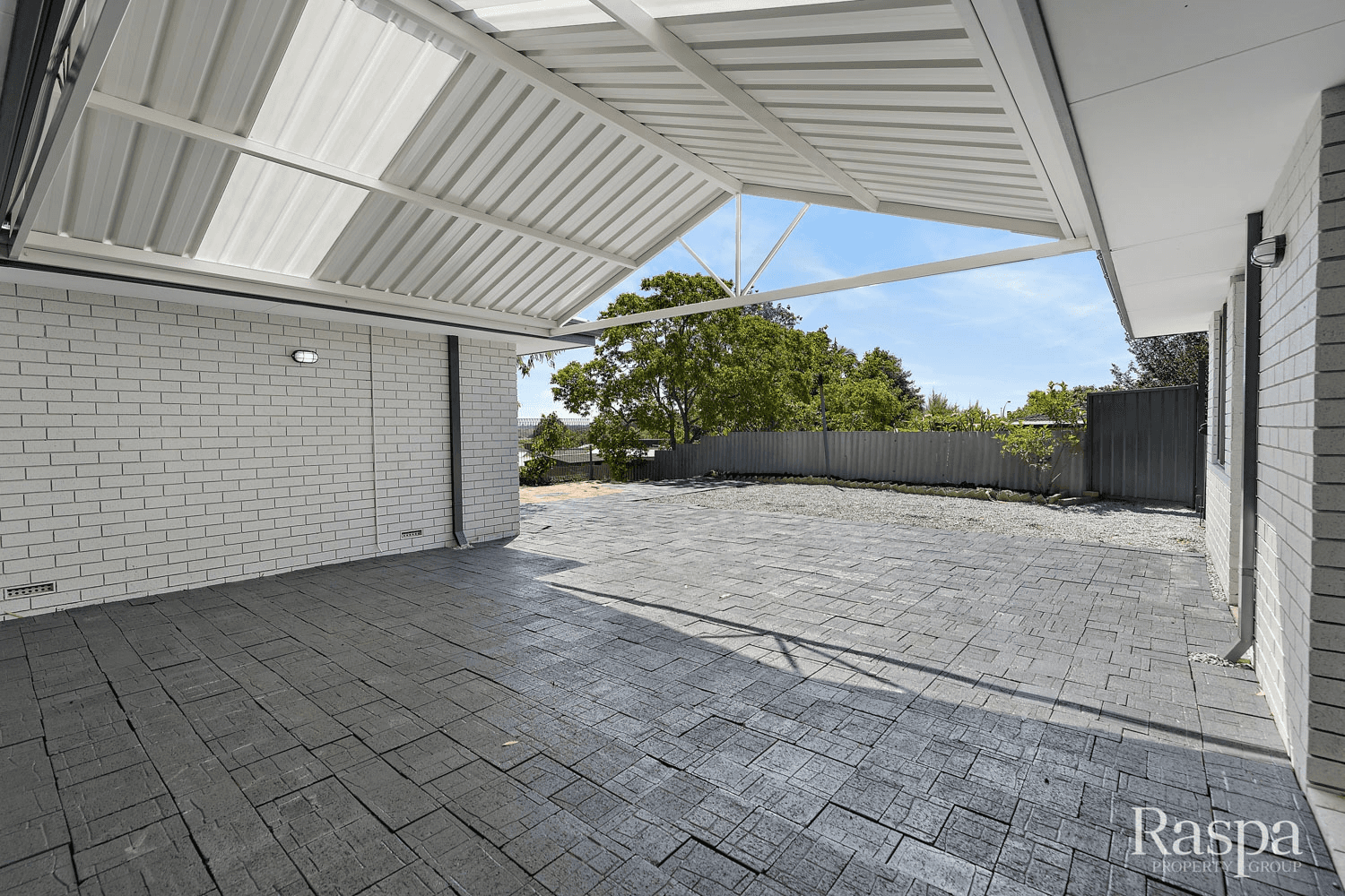 15 Pausin Crescent, Bibra Lake, WA 6163